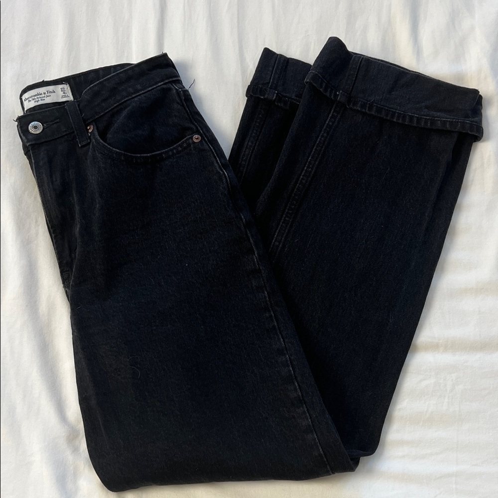 Abercrombie Black 90s Relaxed Jeans